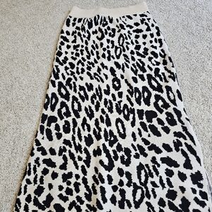 Leopard sweater skirt